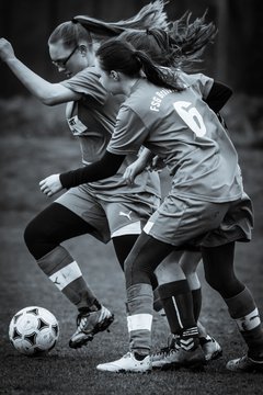 Album: wCJ BraWie am 16.3.14 - C-Juniorinnen FSG-BraWie 08 - TuS Tensfeld : Ergebnis: 0:8